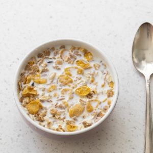 Для мозга, для кишечника и против старения: назвали самую полезную кашу людям 50+